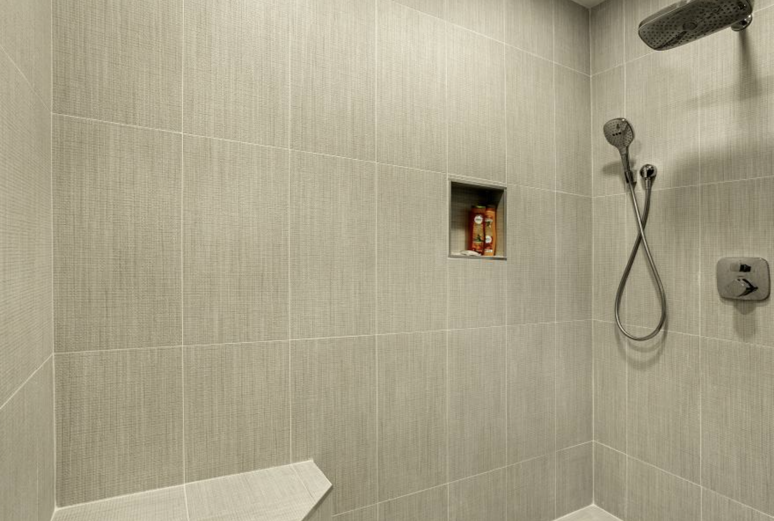 Highlands Home - Image 17